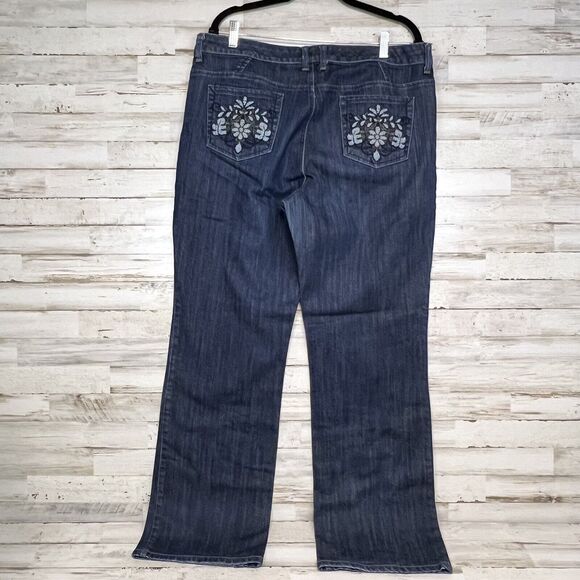Womens CHICOS Platinum Straight Leg Jeans Size 3 Dark Wash Embroidered Pockets - Picture 4 of 13